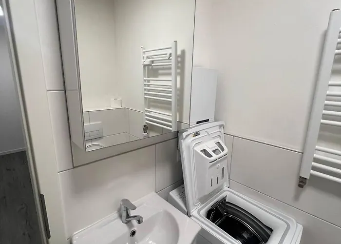 Haeusliche In We15 Coblenza